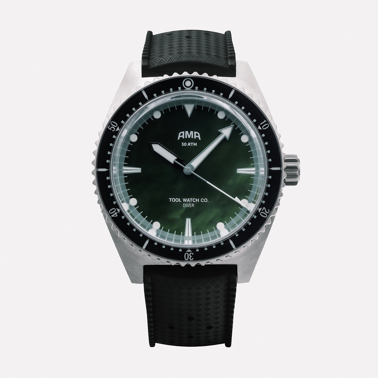 AMA Limited Edition dial close-up with dive indices and unidirectional bezel