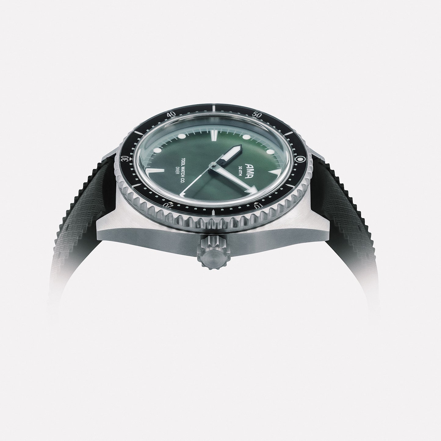 AMA Limited Edition case profile showing dive-watch proportions