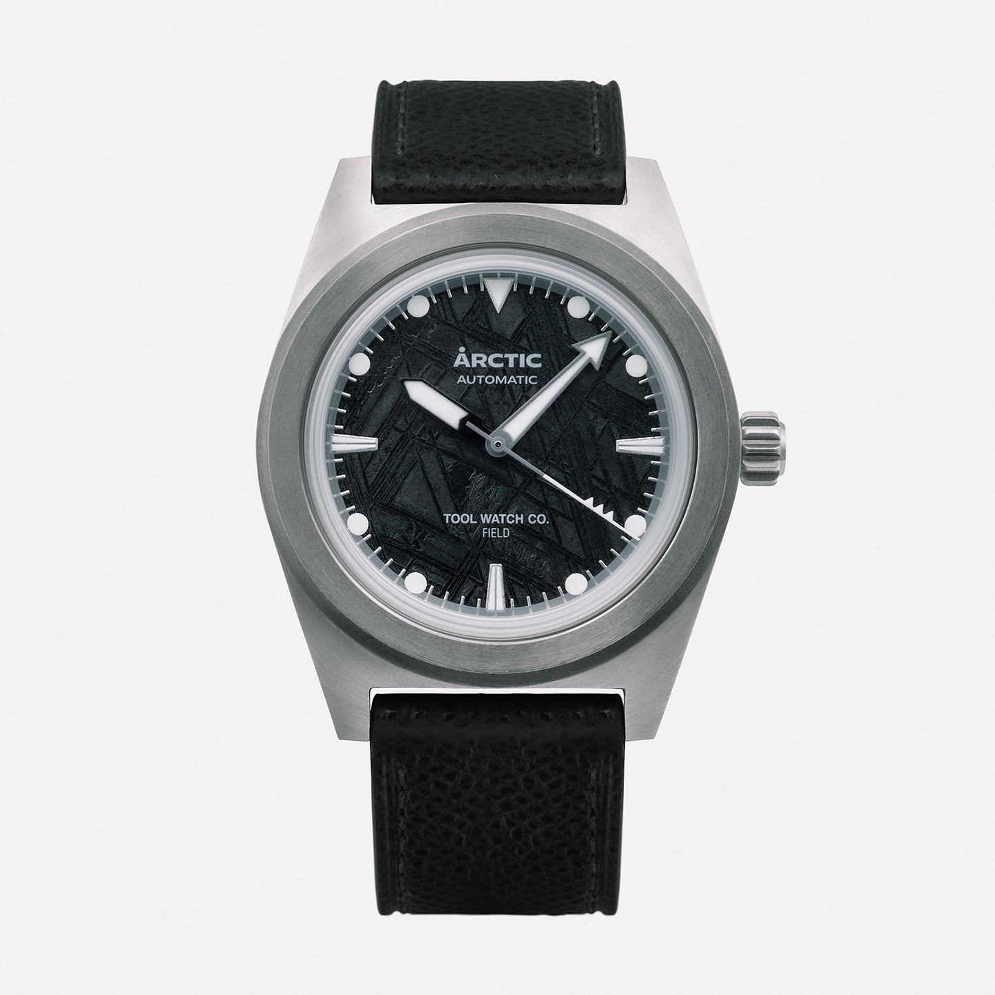 Arctic Limited Edition dial close-up with applied indices and dive bezel