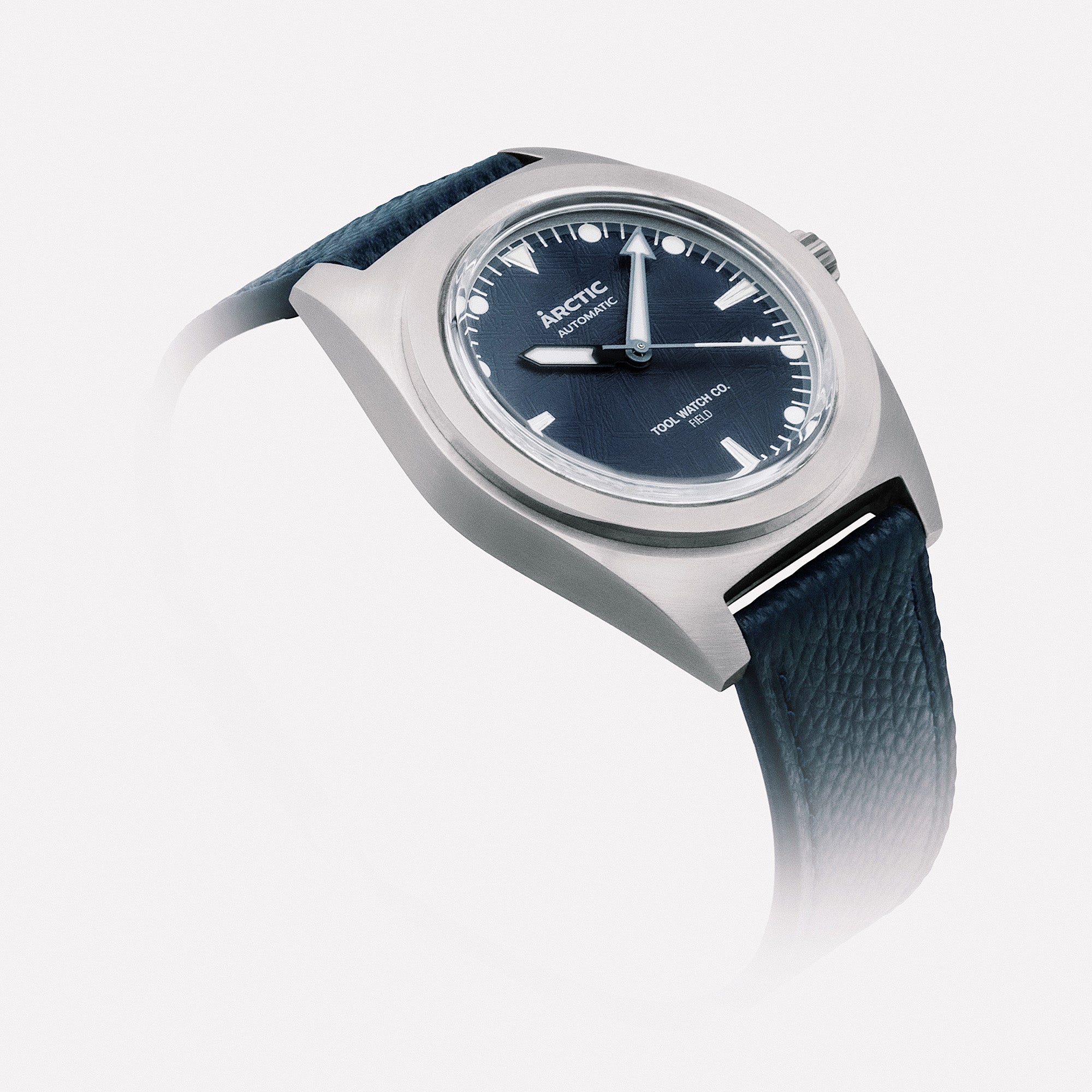 Arctic Signature Series three-quarter view on strap