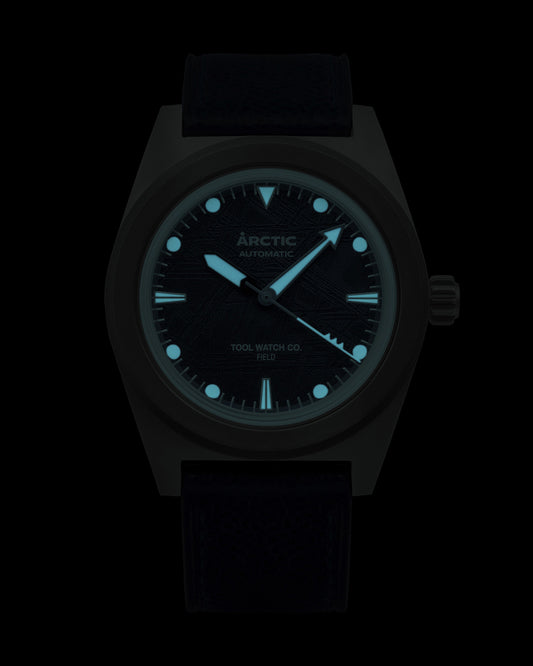 Arctic Signature Series lume shot in the dark