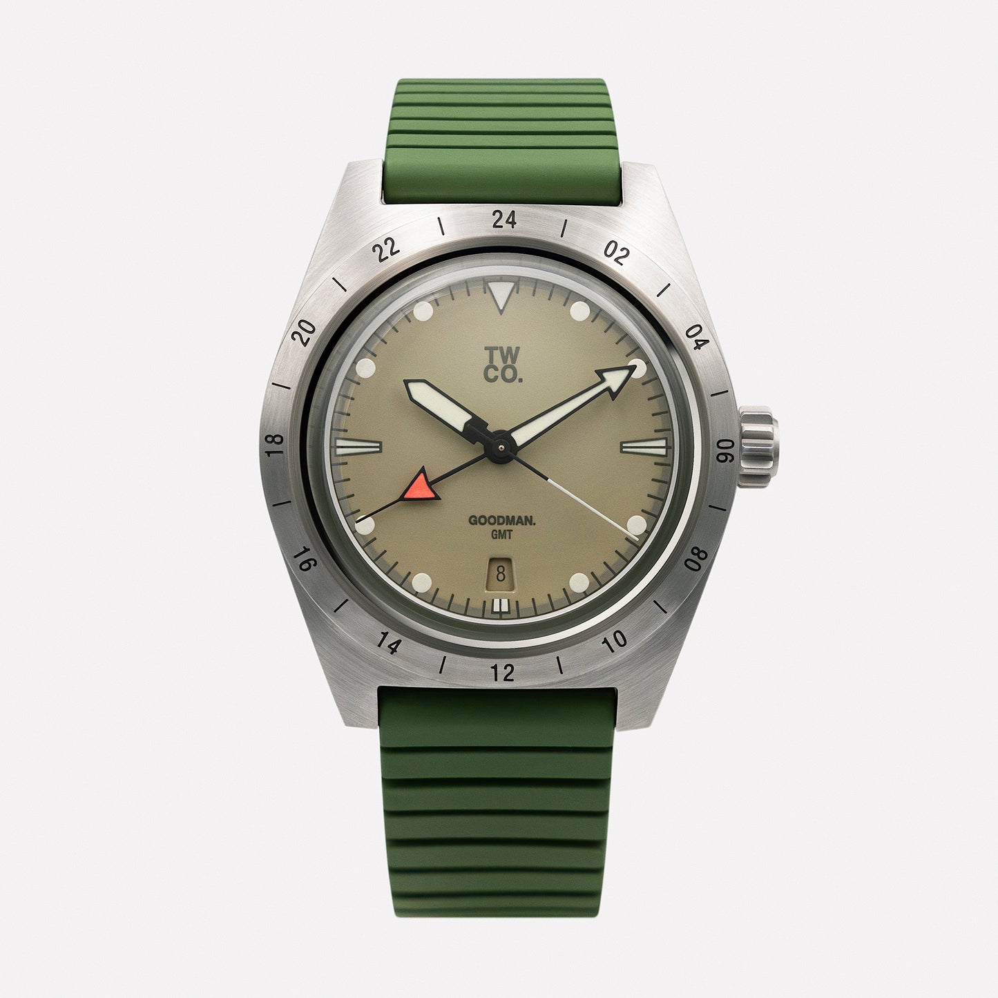 Goodman GMT Utility dial close-up with fixed 24-hour bezel and true GMT hand